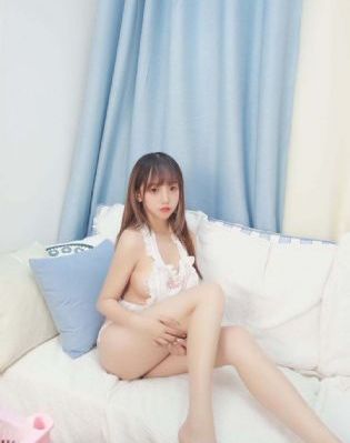 清冷美人被c哭着爬走回来挺进H_720在线观看视频