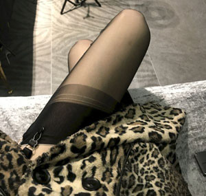 人妻少妇综合网_超清免费全集观看