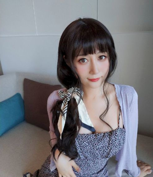 没穿内裤被男同学摸了小说_国产剧在线观看