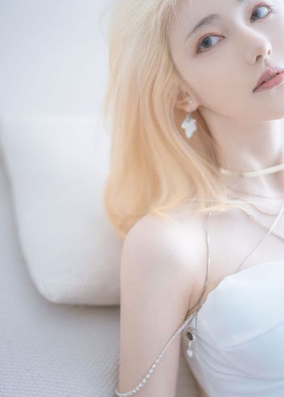 bdsmCBTballHD人妖_BD英语免费在线观看