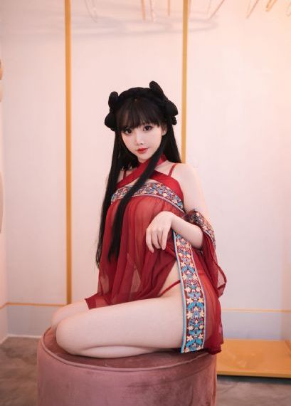 金瓶杨思敏1一5集国语_HD全集在线观看
