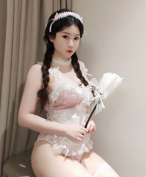 女警察的奶又白又大_超清完整在线观看
