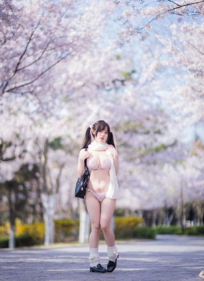 思思伊人久久大香线蕉av_免费国语