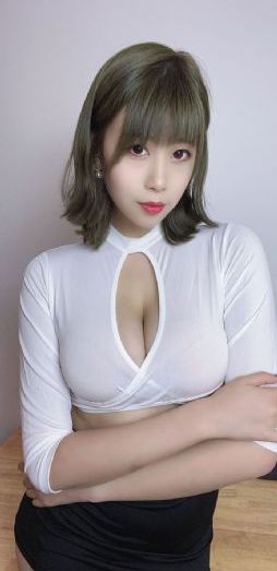 在线淫色美腿_全集电影手机在线观看