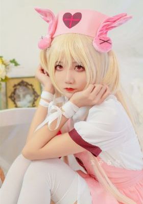 轻轻的色视频_1080P完整版观看