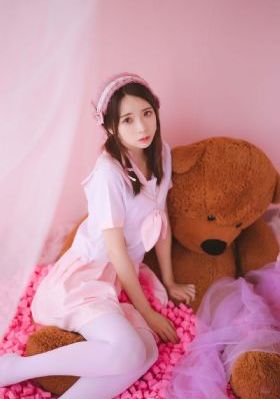 老阿姨av_720电影免费在线