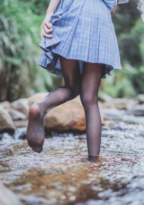日韩在线综合网_超清在线视频播放