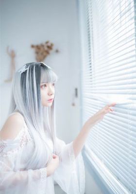 从下面往上面亲吻视频_蓝光神马在线观看